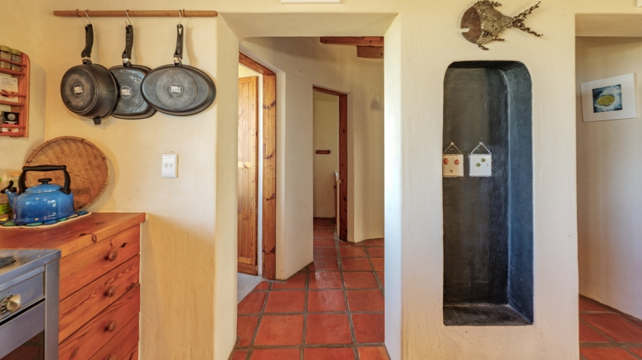 6 Bedroom Property for Sale in Suiderstrand Western Cape